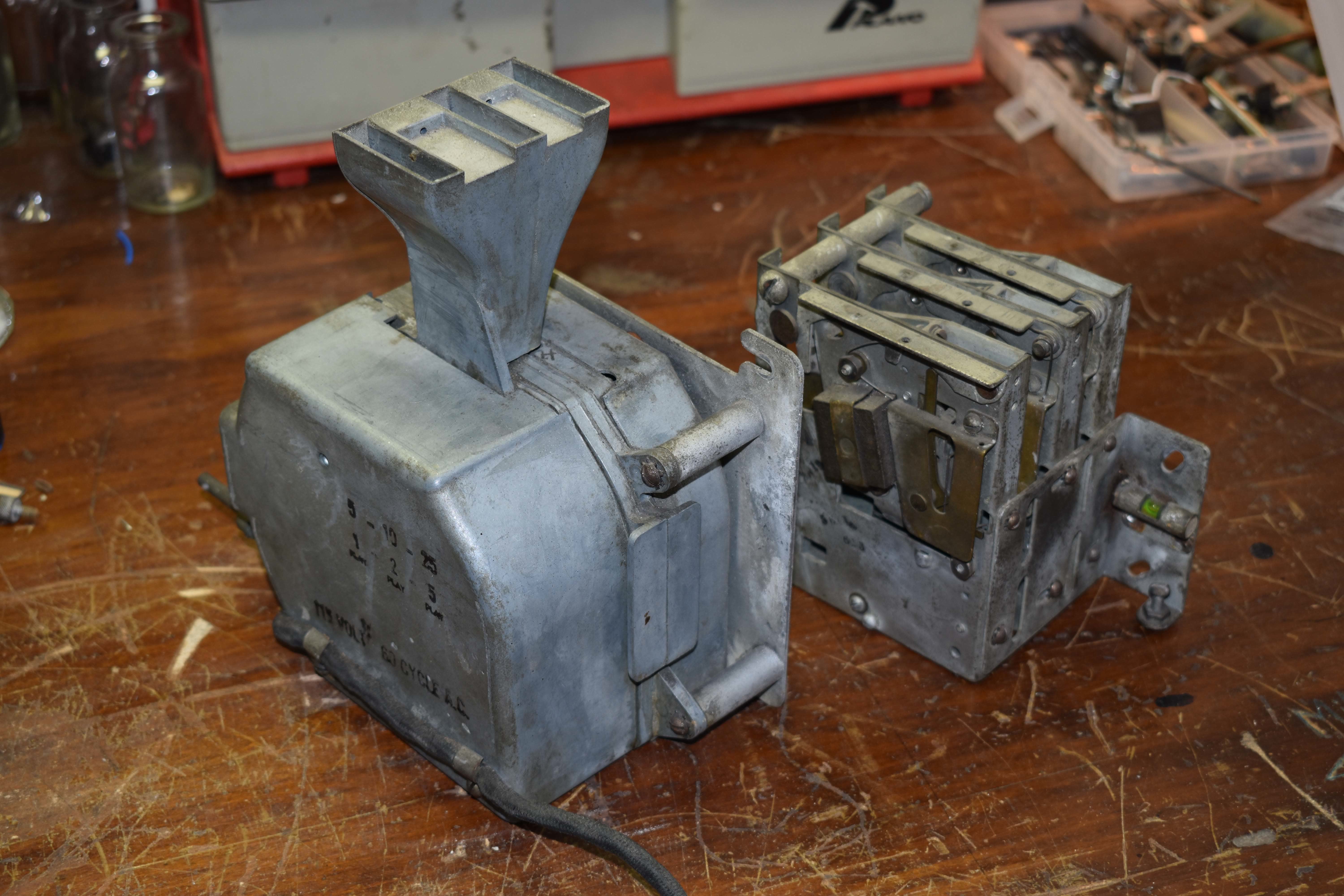 Coin mechanism