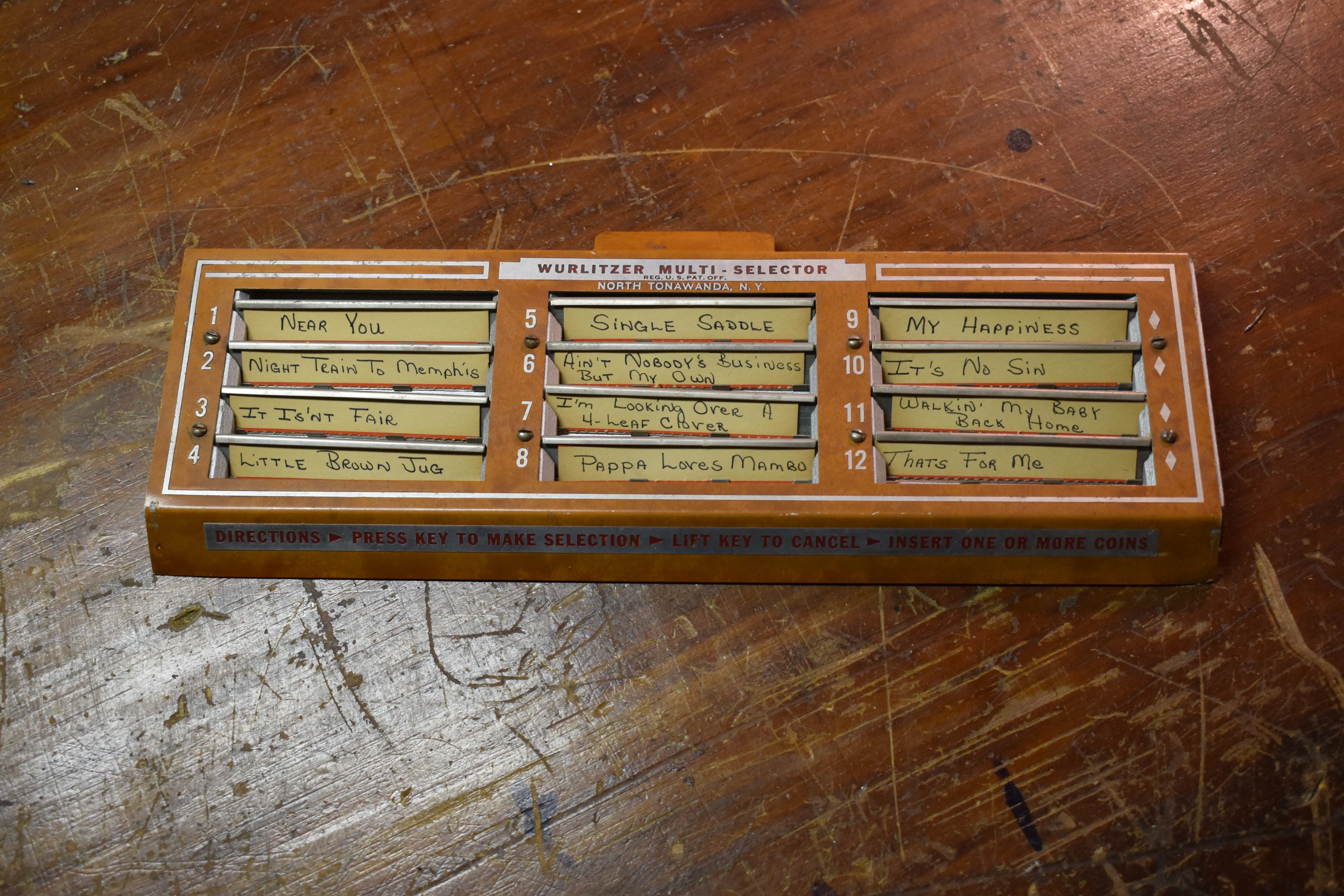 Title cardholder